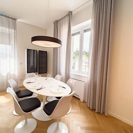 Carducci 29 Tirabora Short Rent Apartment Triest