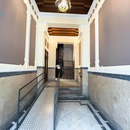 Carducci 29 Tirabora Short Rent *